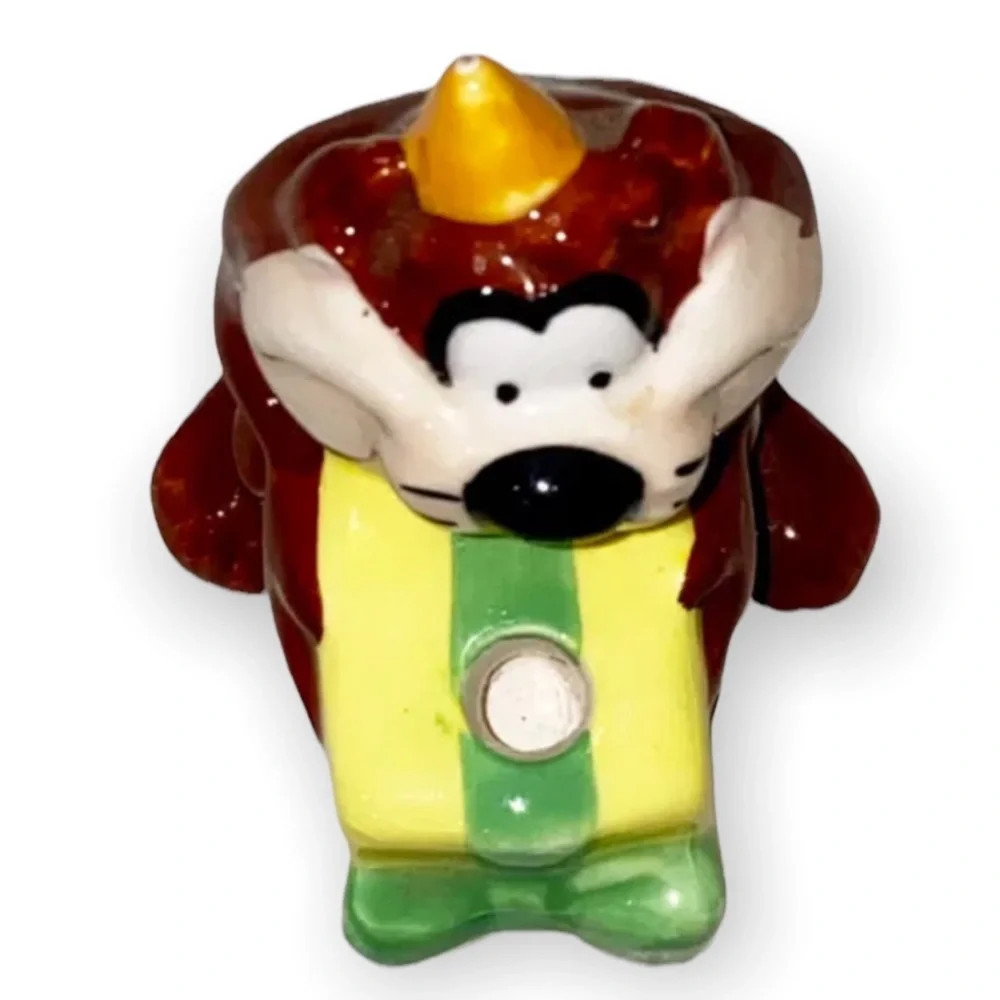 RARE vintage 90’s Taz Birthday Cake Candle Holder
